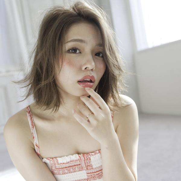 千葉の当美容室でイルミナカラーをご利用ください